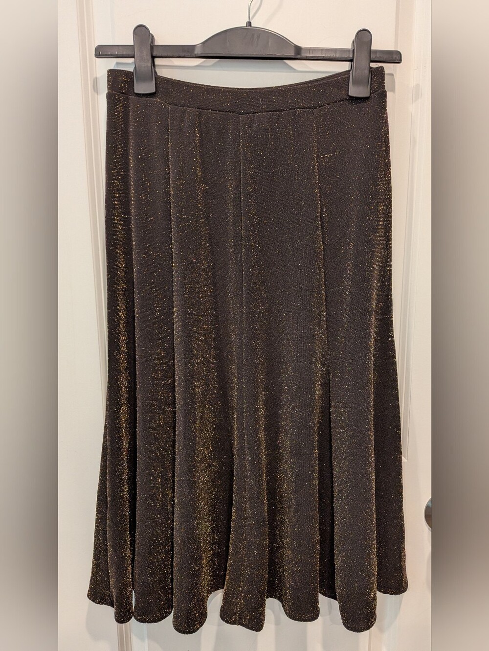 Chico’s Travelers size 1 Jordie Metallic Glam Black Gold Sparkle Midi Skirt